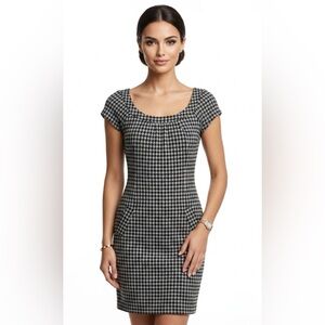 Black & White Houndstooth Cap Sleeve Tee Dress